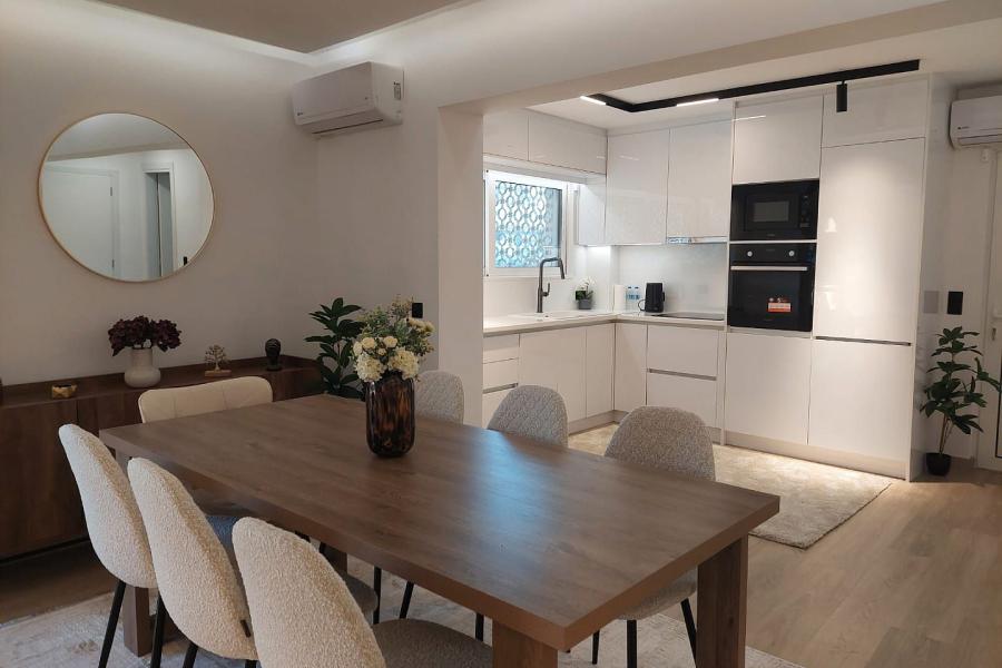 3 Bedrooms Apartment in GLYFADA