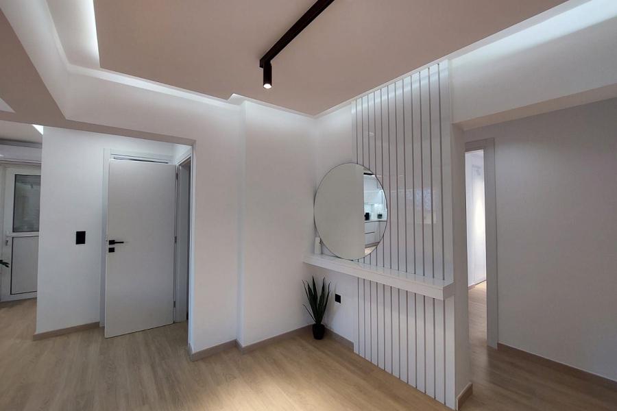 3 Bedrooms Apartment in GLYFADA